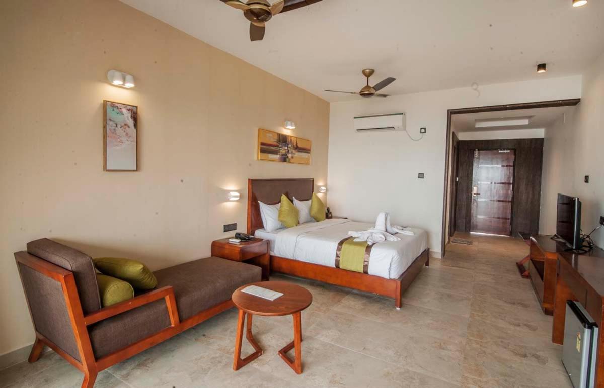 Hotel Sonar Bangla Taki Hasnabad Bagian luar foto