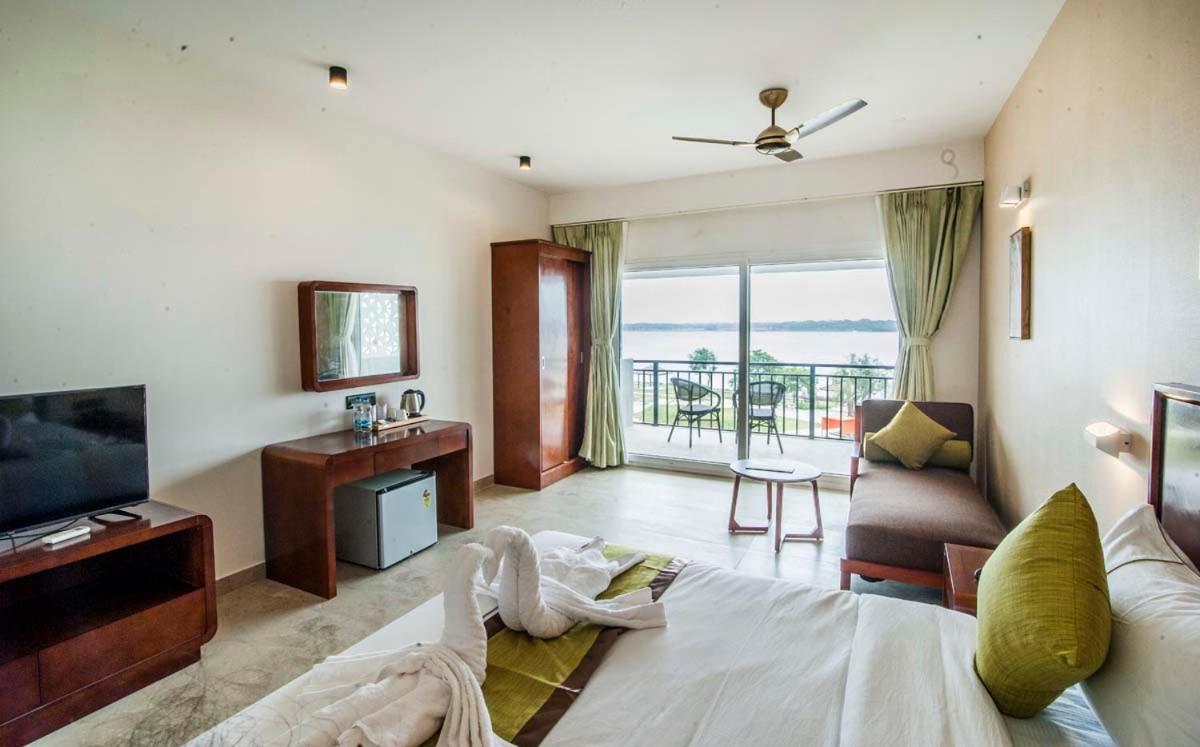 Hotel Sonar Bangla Taki Hasnabad Bagian luar foto