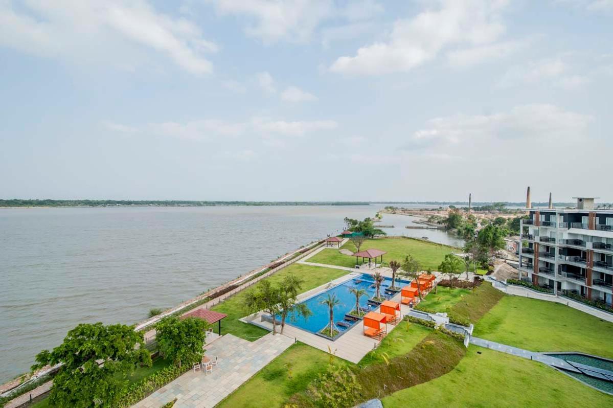 Hotel Sonar Bangla Taki Hasnabad Bagian luar foto